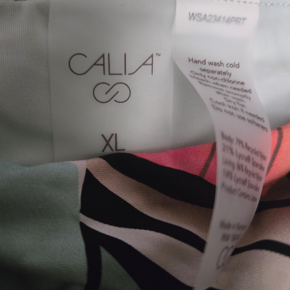 Alia Red and White Patterned Garment